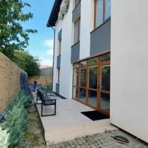 IV-hN8nl1p902dpp1rHkKafG3XgJn5Kw