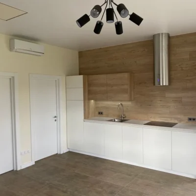 JI_dFfbvWcpJwMZborM5KB6rPQbALi03 JI_dFfbvWcpJwMZborM5KB6rPQbALi03